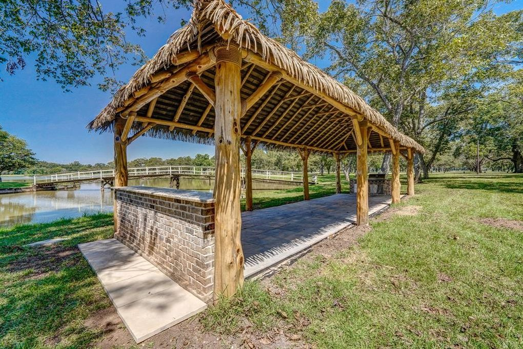 Outdoor fellowship area at Bethel Retreat Ranch